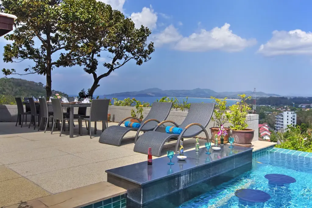 phuket3.webp