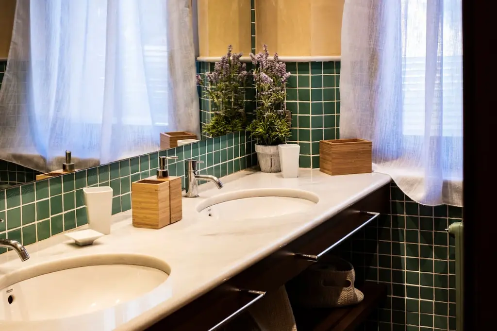bath2.webp