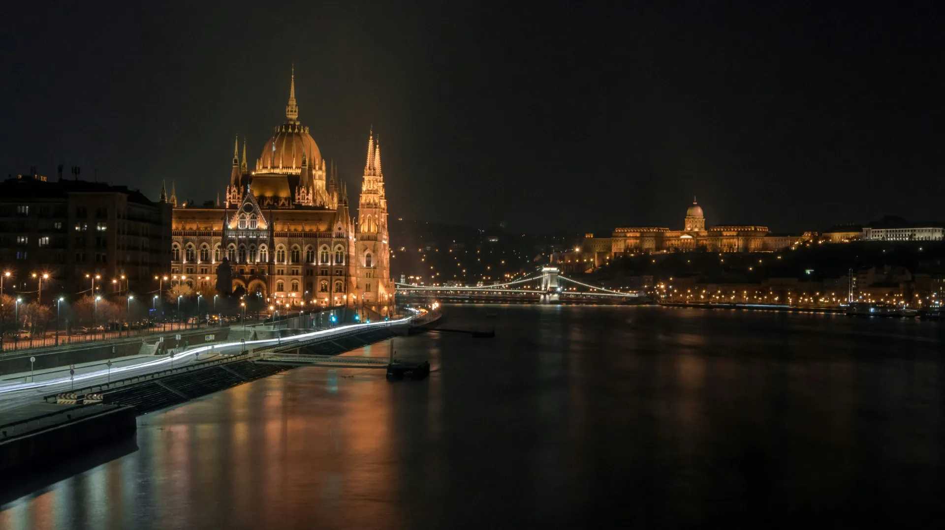 Luxury in Budapest – Romantic 5-Star City Break - 4 Nights for 2 People