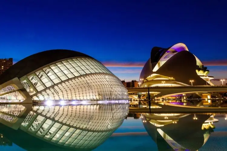 4-Night ‘Foodie’ Escape in Valencia for 2
