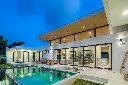 Tropical Paradise for 4 people in Koh Samui with VIP Treatment - 7 Nights 