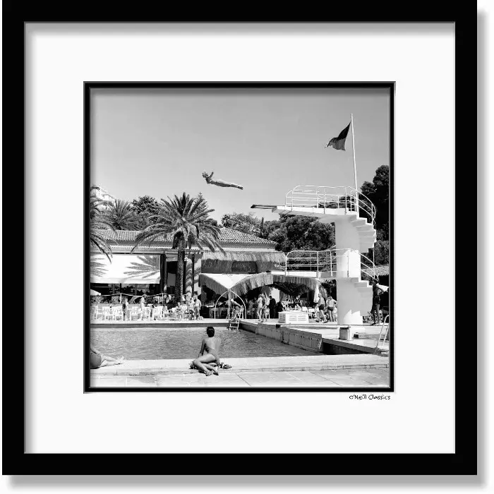 O’Neill Classics – Hotel Pool