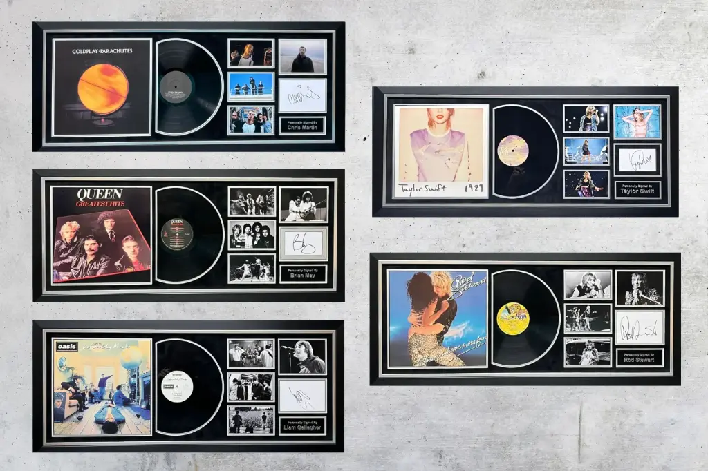[MEM00176] Your choice of Signed Album Display: Taylor Swift, Coldplay, Queen, Oasis or Sir Rod Stewart
